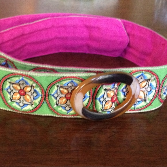Sold!!! Lily pod Belt for Spring! Size M - Picture 1 of 2