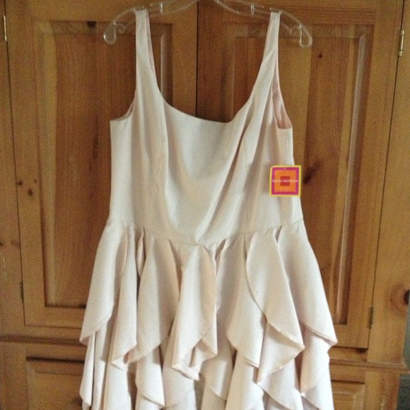 Isaac Mizrahi cocktail dress, size 16