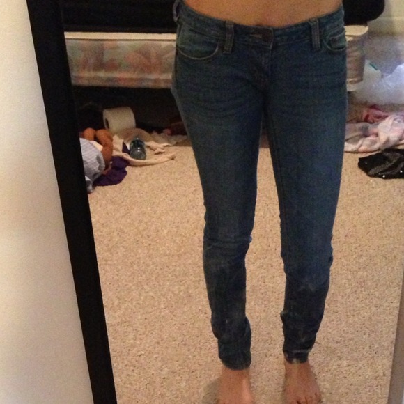 Hermosa Denim - Picture 2 of 2