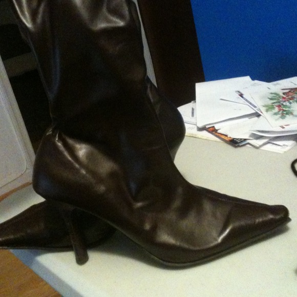 Brown boots