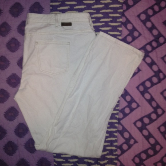 SOLD White Jeans Size 18L (US) 22L (UK)  Plus