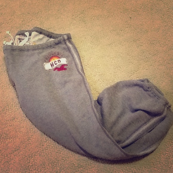 Hollister Capri sweatpants