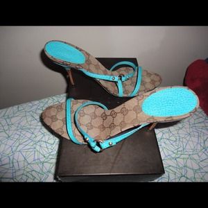 Gucci strappy sandal