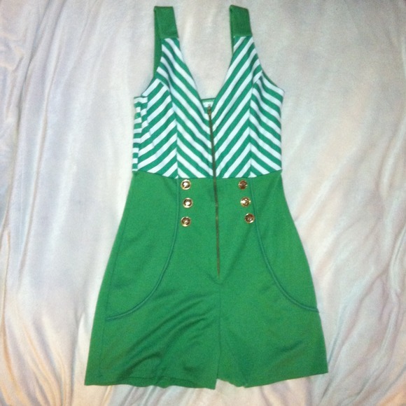 Green jumper