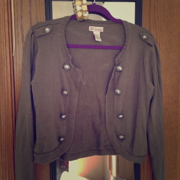 Cropped army green cardigan