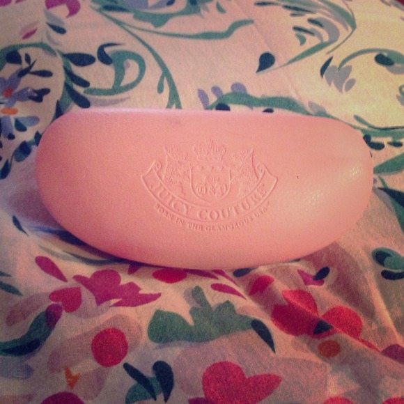 *RESERVED* Juicy couture sunglasses case