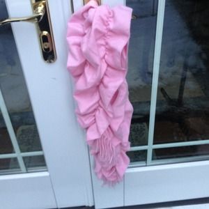 SOLD!!! Pink Ruffle Cashmere scarf w/fringe ends