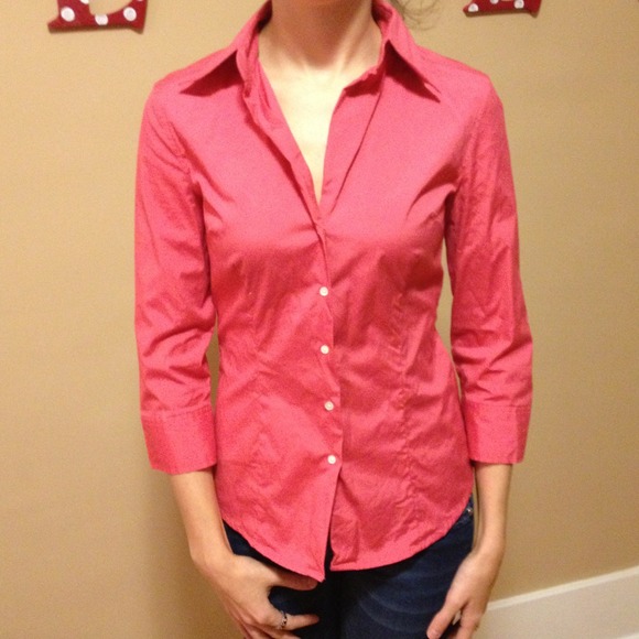 ❌SOLS❌Bright coral XS express button up