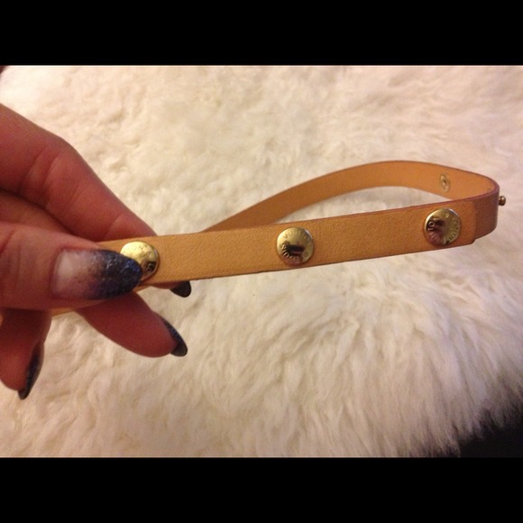 *SOLD* Louis Vuitton Florentine Pochette Clutch - Picture 3 of 4