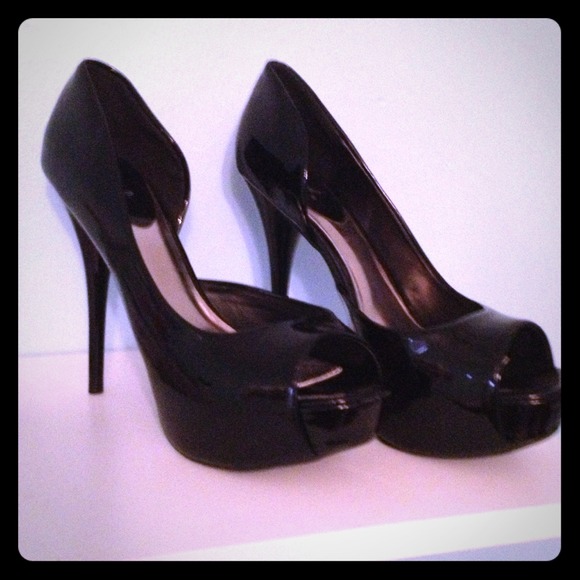 Black peep toe platform heels