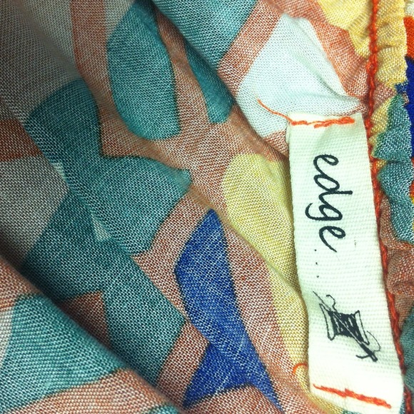 Triangle multi colored print dress size M - Picture 3 of 3