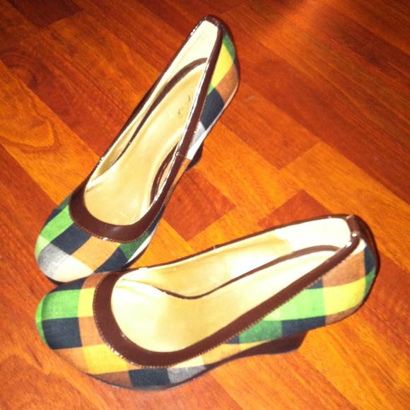 Plaid high heel