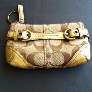 Coach Clutches & Wallets - Authentic Coach coin purse Coach Clutches & Wallets - Authentic Coach coin purse