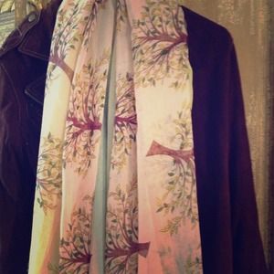 Long thin scarf