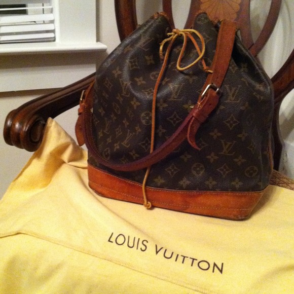 :::: REDUCED:::Authentic Louis Vuitton Vintage Noe