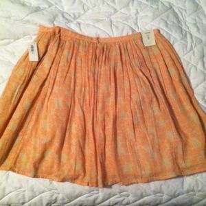 Tan and Coral skirt.