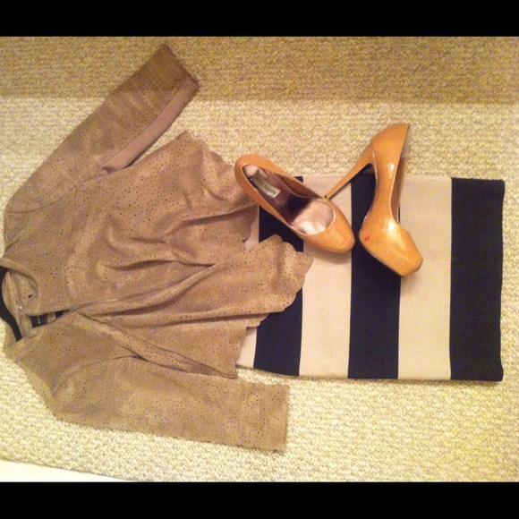 🔴 Traded🔴 skirt, perforated Jacket, sweater