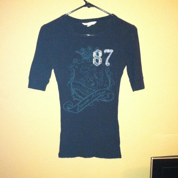 1/2 sleeve navy blue Aeropostale top