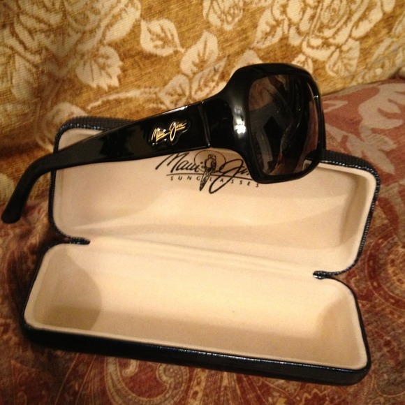 Maui Jim sunglasses - Picture 2 of 3