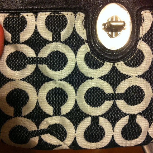💢reduced!!💢Authentic Coach Med.wristlet - Picture 2 of 4