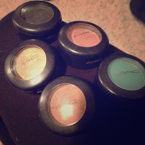 Mac makeup!!!!