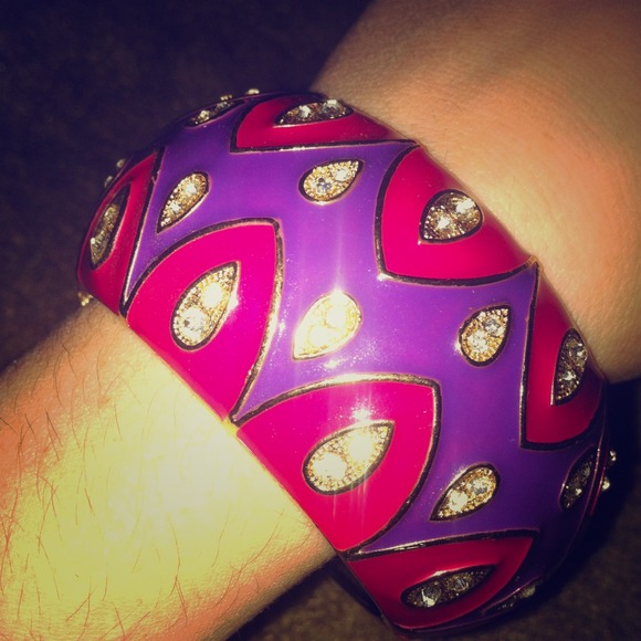 Gold cuff braclet - Picture 1 of 1