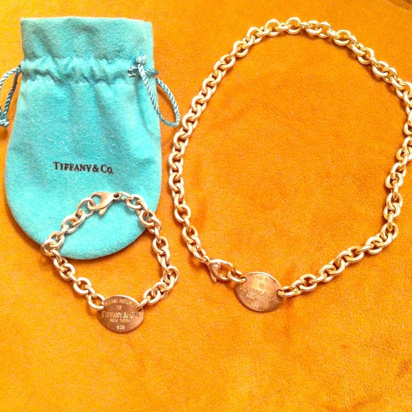 *RESERVED* AUTHENTIC Tiffany necklace and bracelet