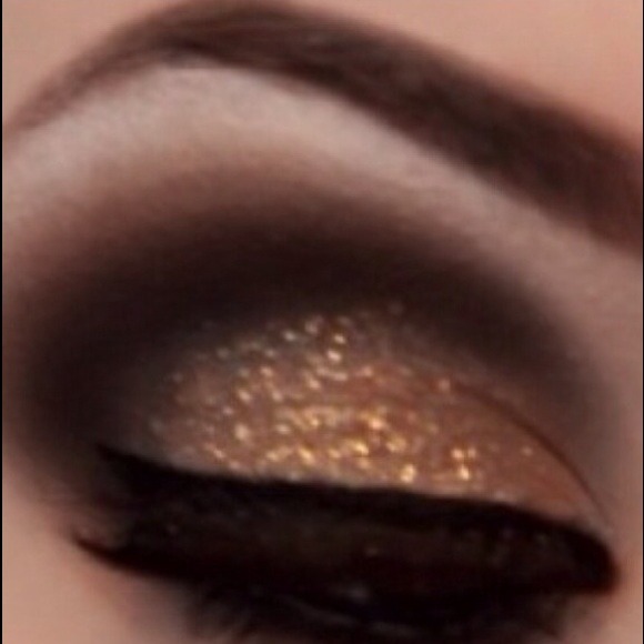 Makeup Look Bundle