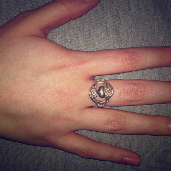 Heart ring