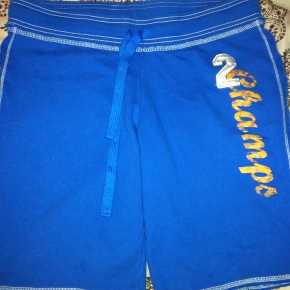 ❗️SOLD❗️Med SWEAT SHORTS...PRETTY COLOR, HEAVY!