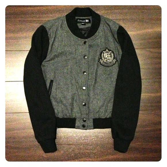 ❌SOLD❌Varsity jacket