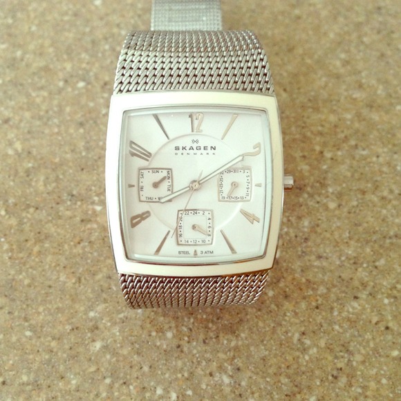 Reserved! Skagen wrist watch