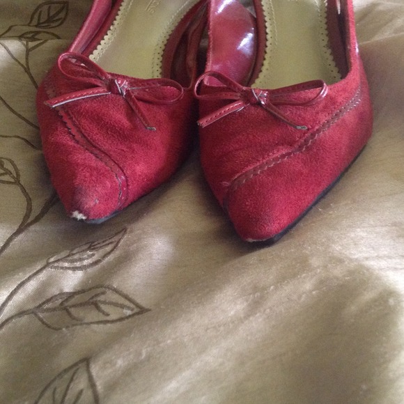 Predictions suede sling backs with matching purse. - Picture 2 of 4