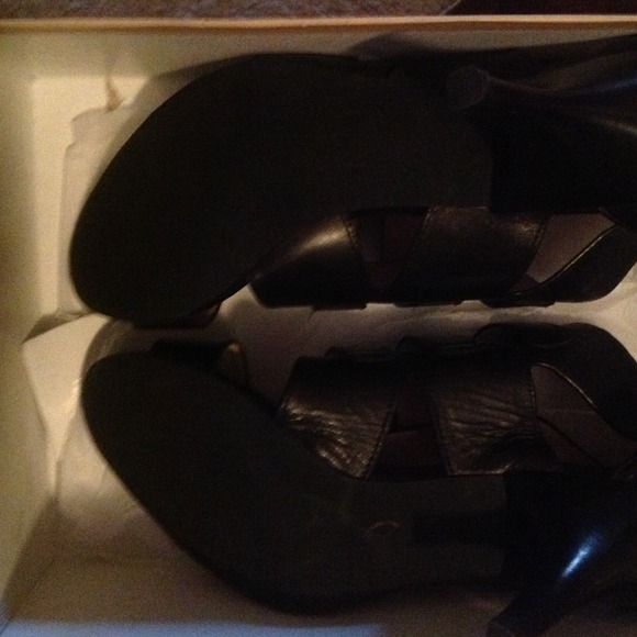 Michael Kors Viola Mid Buckle Sandals - Picture 2 of 3