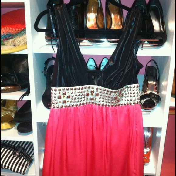 ✋Not Available✋Black/Pink Bebe Cocktail Dress
