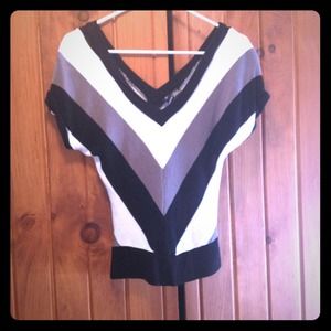 V stripped Medium shirt from Winsor.