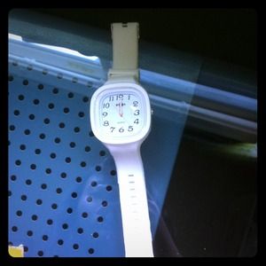 Brand New Quartz White Watch