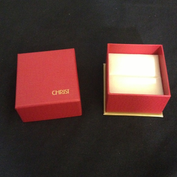 Ring box