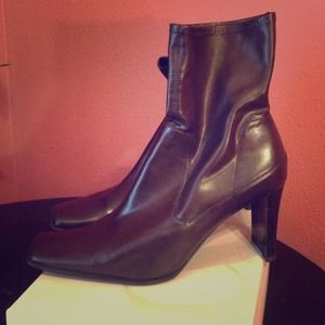 SOLD in Bundle!! Nine West Boots