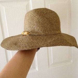 Beach hat