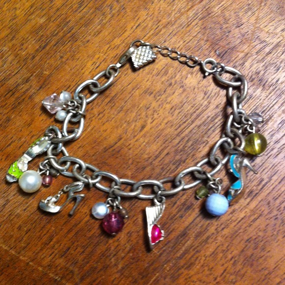 💰SOLD💰 Shoe bracelet