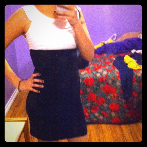 London times Dresses & Skirts - Elegant dress for a night out