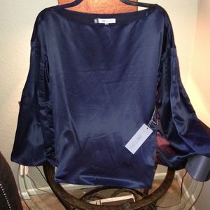 📌Reduced📌~Jennifer Lopez silk blouse~