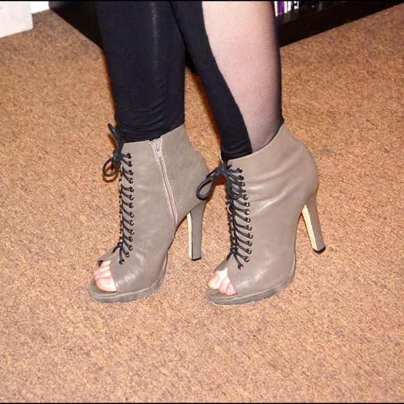 Olive lace up booties