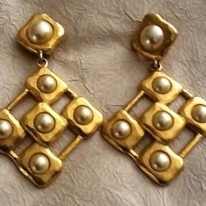 Matte Gold with Pearls Drop Clip Earrings
