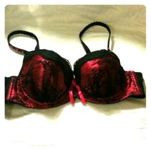 Pink bra with black lace
