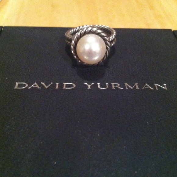 ❌ SOLD!!  David Yurman Pearl Cable Ring ❌