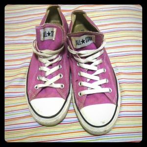 Classic Converse lavender/purple