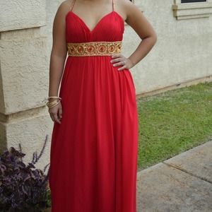 ✨REDUCED✨ Women evening gown