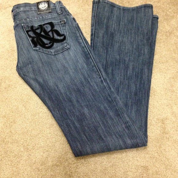 Authentic Rock & Republic Vintage Kasandra Sz 26